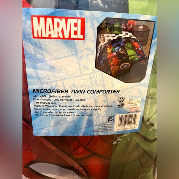 New Marvel Twin Comforter - Picture 3 of 5